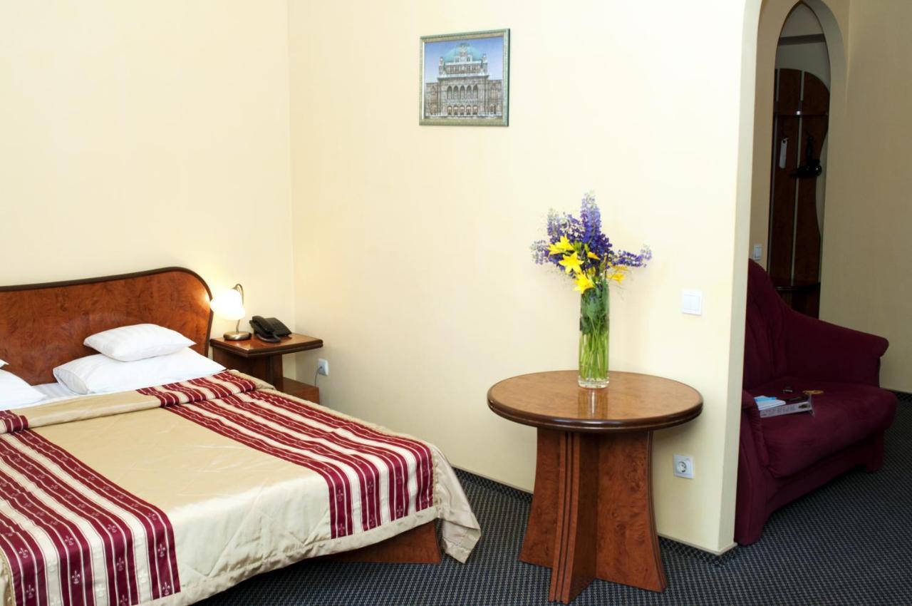 Wien Hotel 리비프 외부 사진